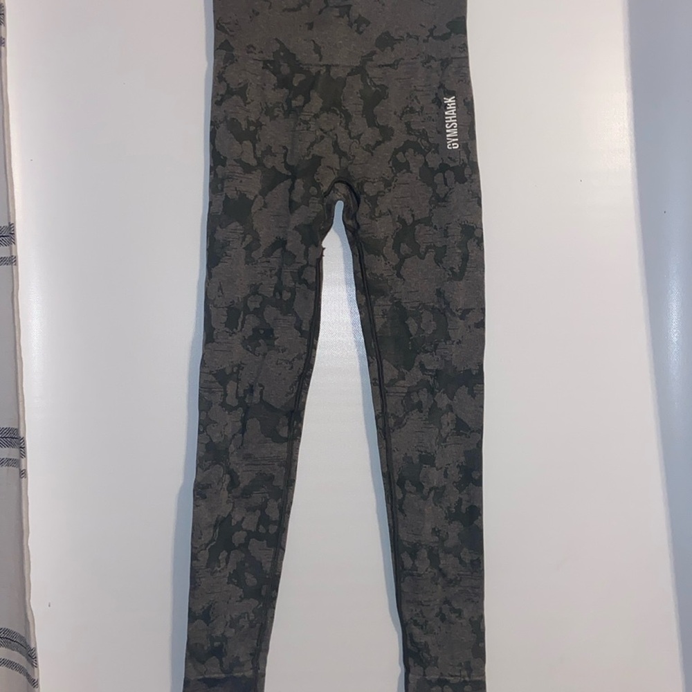 Gymshark army green camo/tie dye workout leggings
